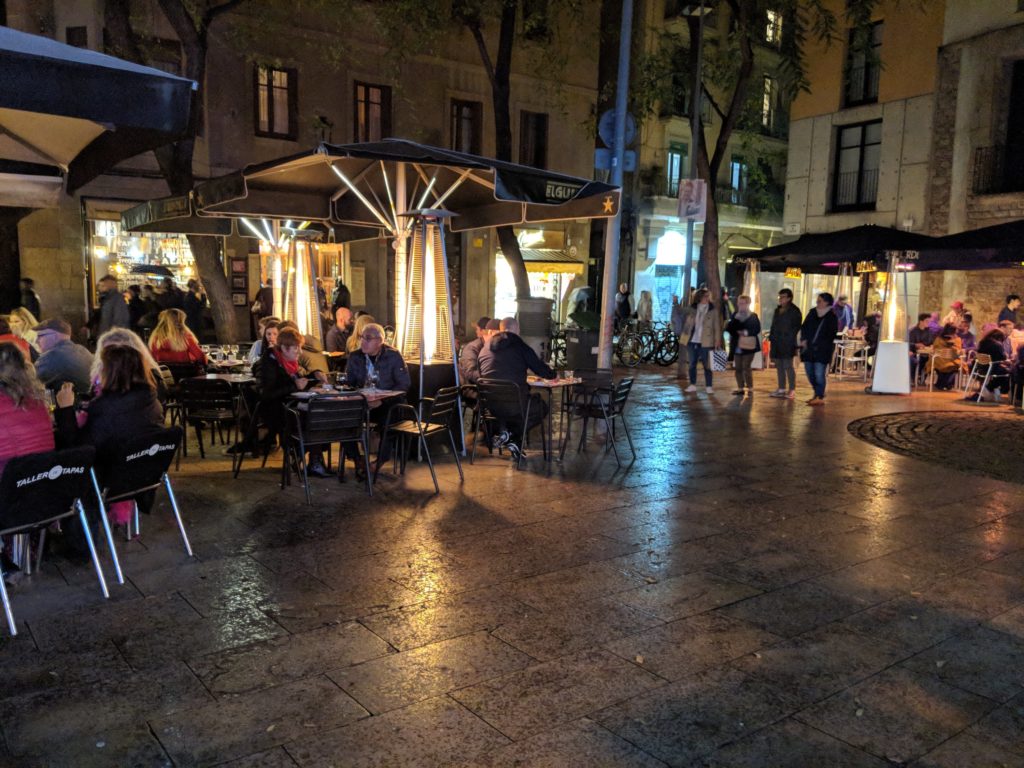 Sidewalk Cafe in Born